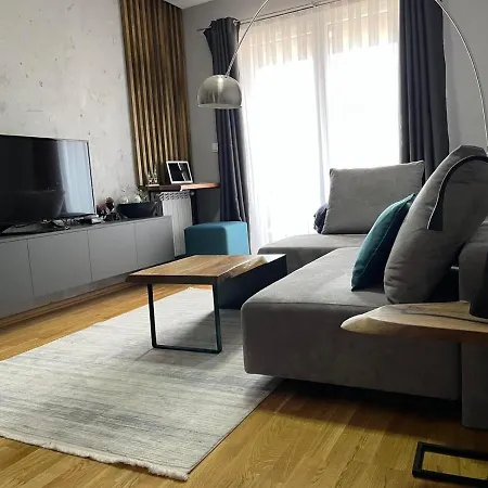 Porta Leks Apartment, Self Check-in, Own Parking Апартаменти