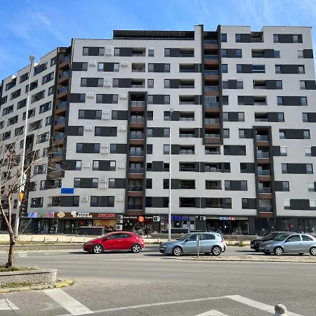 Daire Porta Leks Apartment, Self Check-in, Own Parking Üsküp