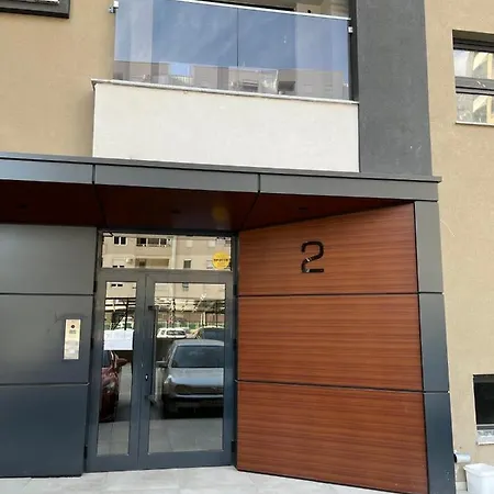아파트 Porta Leks Apartment, Self Check-in, Own Parking *
