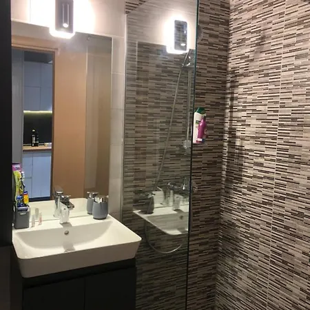아파트 Porta Leks Apartment, Self Check-in, Own Parking