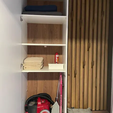 Porta Leks Apartment, Self Check-in, Own Parking 아파트 *