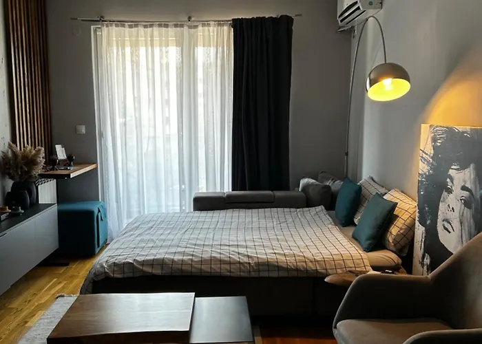 Porta Leks Apartment, Self Check-in, Own Parking Appartement Skopje